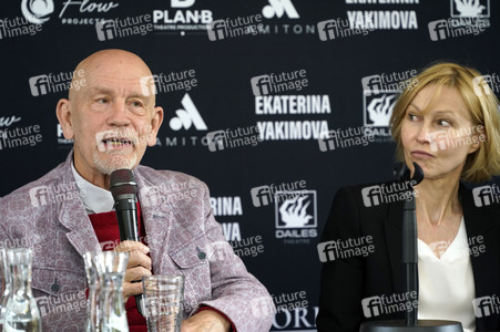 Pressekonferenz mit John Malkovich und Ingeborga Dapkunaite in Berlin