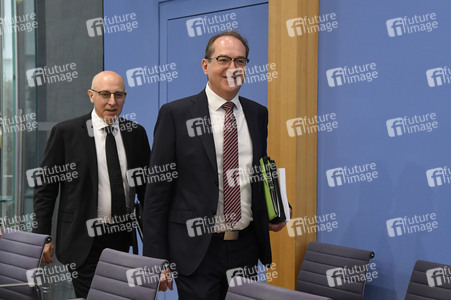 Bundespressekonferenz zur Vorstellung des Verfassungsschutzberichtes 2024 in Berlin