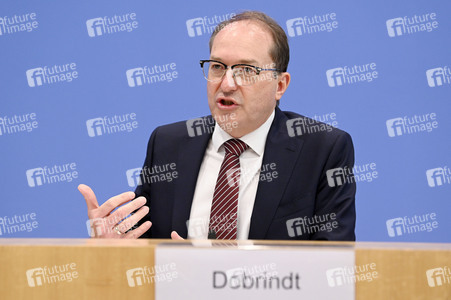 Bundespressekonferenz zur Vorstellung des Verfassungsschutzberichtes 2024 in Berlin