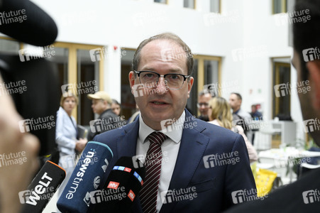Bundespressekonferenz zur Vorstellung des Verfassungsschutzberichtes 2024 in Berlin