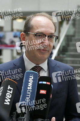 Bundespressekonferenz zur Vorstellung des Verfassungsschutzberichtes 2024 in Berlin