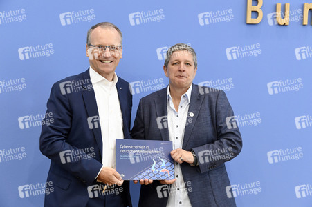Bundespressekonferenz zur Cybersecurity in Berlin