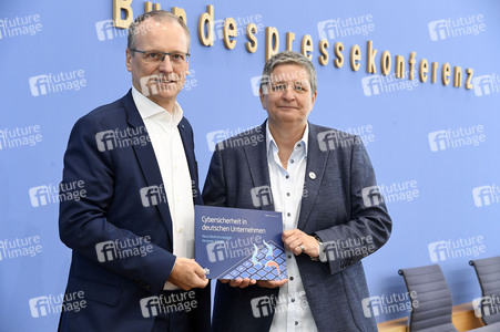 Bundespressekonferenz zur Cybersecurity in Berlin