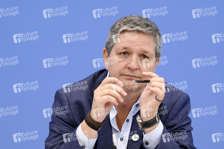 Bundespressekonferenz zur Cybersecurity in Berlin