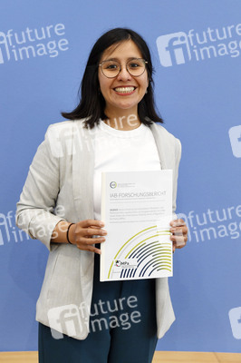 Bundespressekonferenz 'Deutschland als Zwischenstation' in Berlin