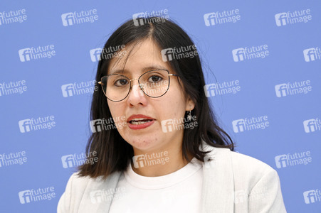 Bundespressekonferenz 'Deutschland als Zwischenstation' in Berlin