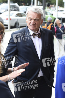 Eintragung des Oberbürgermeisters von Prag in des Goldene Buch von Berlin