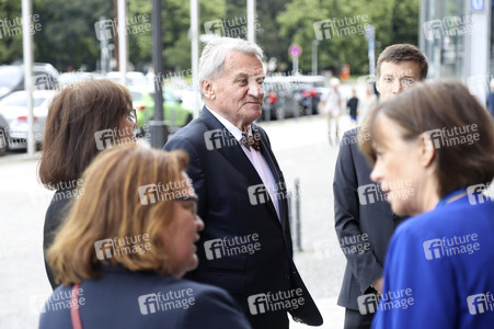 Eintragung des Oberbürgermeisters von Prag in des Goldene Buch von Berlin