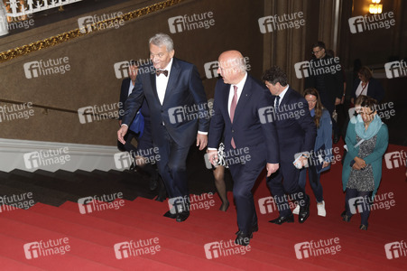 Eintragung des Oberbürgermeisters von Prag in des Goldene Buch von Berlin