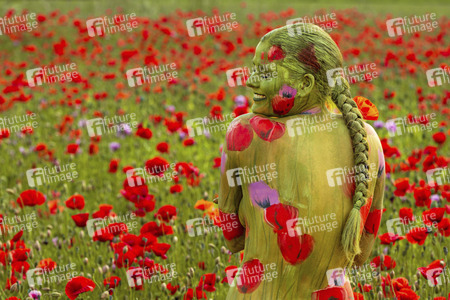 NATURE ART: Rotmohn / Red Poppy Bodypainting