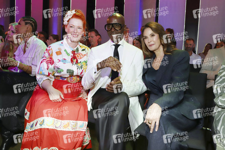 Ernsting's Family Fashion Show 2025 in Hamburg