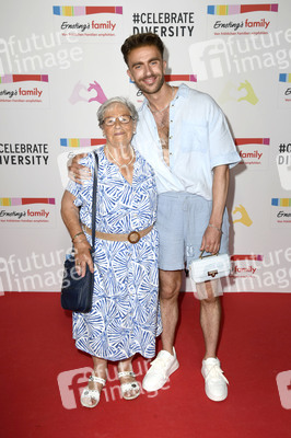 Ernsting's Family Fashion Show 2025 in Hamburg