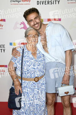 Ernsting's Family Fashion Show 2025 in Hamburg