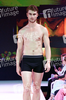 Ernsting's Family Fashion Show 2025 in Hamburg