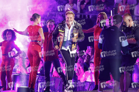 TV-Show 'Schlagerbooom Open Air 2025 - Die Berge leuchten!' in Kitzbühel