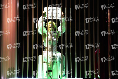 Theaterprobe 'DI-VI-SI-ON' in Berlin