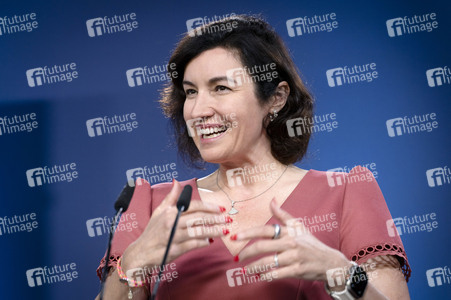 Unterzeichnung von Absichtserklärungen zwischen Japan und Deutschland in Berlin