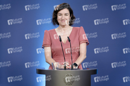 Unterzeichnung von Absichtserklärungen zwischen Japan und Deutschland in Berlin