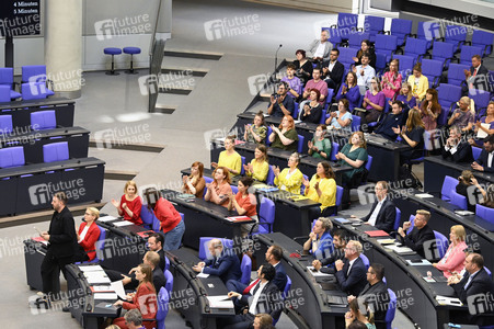 14. Sitzung des Deutschen Bundestages in Berlin