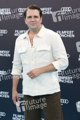 Festivaleröffnung mit Filmpremiere 'The Ballad of Wallis Island', Filmfest München 2025