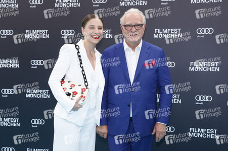 Festivaleröffnung mit Filmpremiere 'The Ballad of Wallis Island', Filmfest München 2025