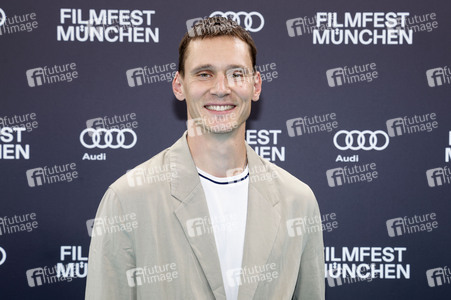 Festivaleröffnung mit Filmpremiere 'The Ballad of Wallis Island', Filmfest München 2025