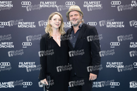 Festivaleröffnung mit Filmpremiere 'The Ballad of Wallis Island', Filmfest München 2025