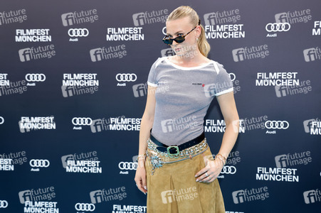 Festivaleröffnung mit Filmpremiere 'The Ballad of Wallis Island', Filmfest München 2025