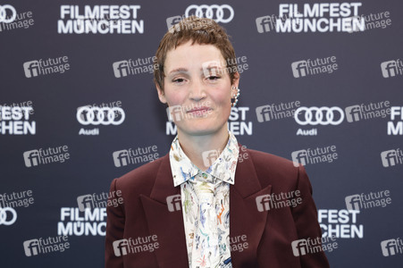 Festivaleröffnung mit Filmpremiere 'The Ballad of Wallis Island', Filmfest München 2025