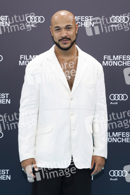 Festivaleröffnung mit Filmpremiere 'The Ballad of Wallis Island', Filmfest München 2025