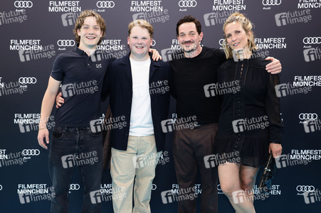 Festivaleröffnung mit Filmpremiere 'The Ballad of Wallis Island', Filmfest München 2025