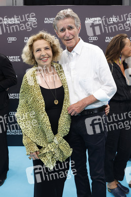 Festivaleröffnung mit Filmpremiere 'The Ballad of Wallis Island', Filmfest München 2025