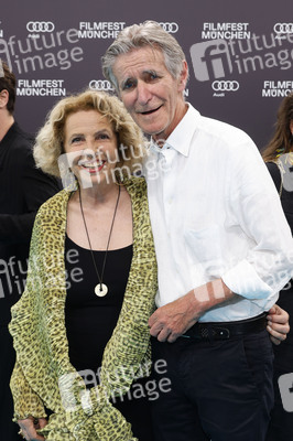 Festivaleröffnung mit Filmpremiere 'The Ballad of Wallis Island', Filmfest München 2025