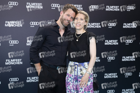 Festivaleröffnung mit Filmpremiere 'The Ballad of Wallis Island', Filmfest München 2025