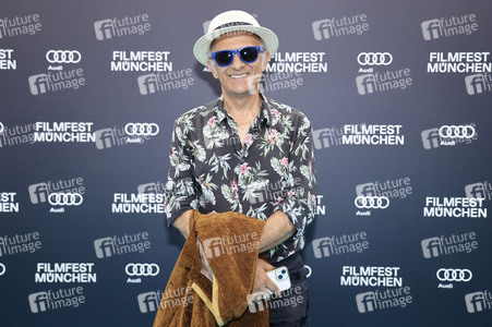Festivaleröffnung mit Filmpremiere 'The Ballad of Wallis Island', Filmfest München 2025
