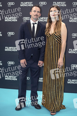 Festivaleröffnung mit Filmpremiere 'The Ballad of Wallis Island', Filmfest München 2025