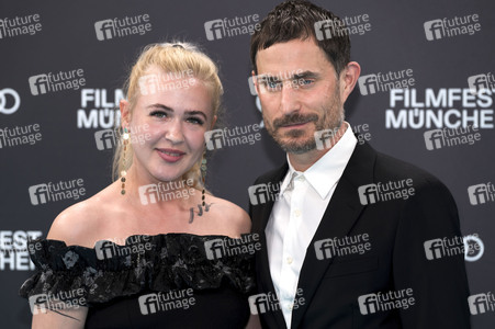 Festivaleröffnung mit Filmpremiere 'The Ballad of Wallis Island', Filmfest München 2025