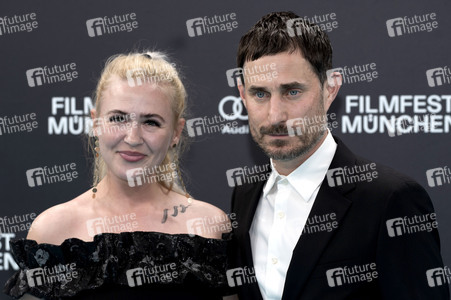 Festivaleröffnung mit Filmpremiere 'The Ballad of Wallis Island