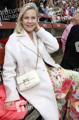 Premiere 'Halbblut' in Bad Segeberg