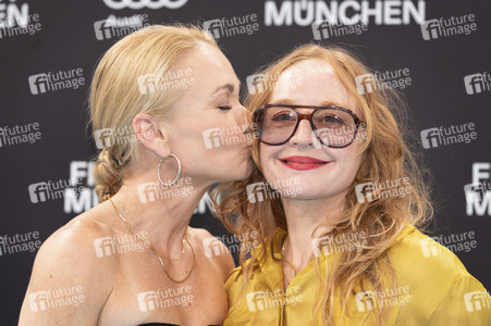 Festivaleröffnung mit Filmpremiere 'The Ballad of Wallis Island