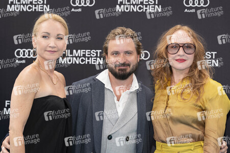 Festivaleröffnung mit Filmpremiere 'The Ballad of Wallis Island