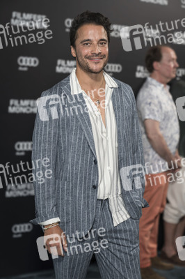 Serienpremiere 'Miss Sophie - Same Procedure as Every Year', Fil