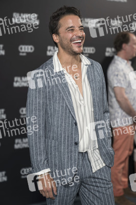 Serienpremiere 'Miss Sophie - Same Procedure as Every Year', Fil