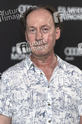 Serienpremiere 'Miss Sophie - Same Procedure as Every Year', Fil