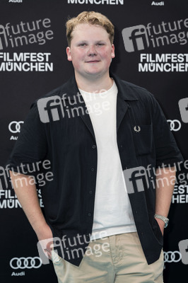 Festivaleröffnung mit Filmpremiere 'The Ballad of Wallis Island', Filmfest München 2025