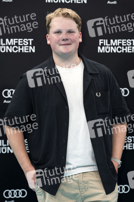 Festivaleröffnung mit Filmpremiere 'The Ballad of Wallis Island', Filmfest München 2025