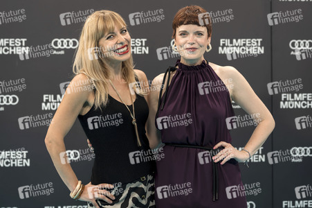 Festivaleröffnung mit Filmpremiere 'The Ballad of Wallis Island', Filmfest München 2025