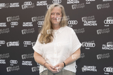 CineMerit Award für Gillian Anderson und Filmpremiere 'Der Salzpfad', Filmfest München 2025