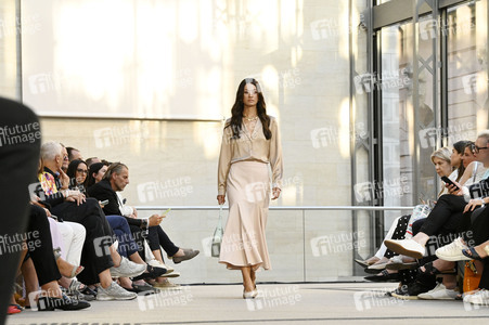 Marc Cain Fashion Show auf der Berlin Fashion Week S/S 2026 in Berlin