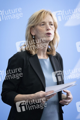 Pressestatement von Karin Prien in Berlin